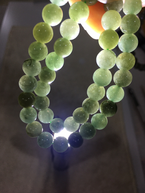 古玩玉器翡翠項鏈拍賣,當前價格450元