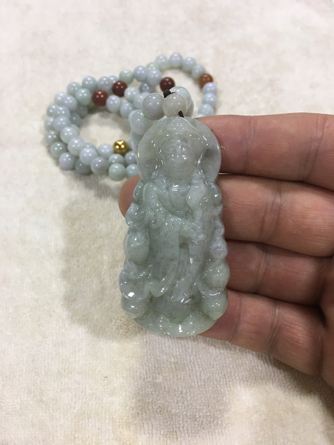 古玩玉器觀音拍賣，當前價格580元