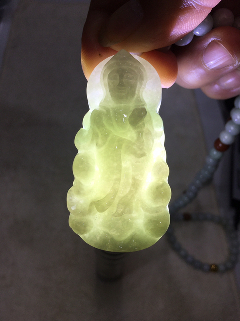 古玩玉器觀音拍賣，當前價格580元