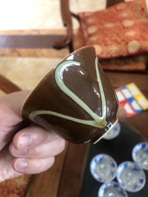 古玩陶瓷外紫金釉內青花魚藻紋杯（一組六個）拍賣，當前價格980元