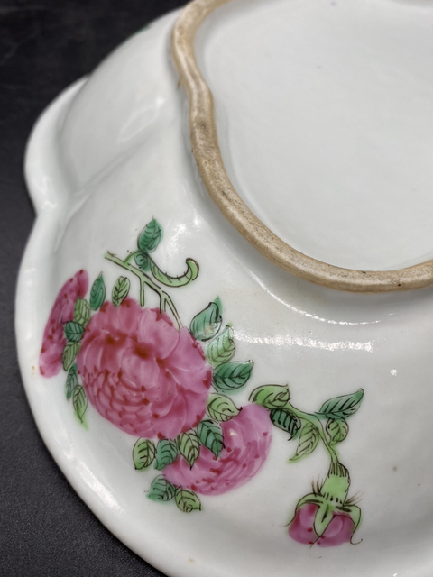 古玩陶瓷精品老貨十二期·人物紋蝶型花口深盤拍賣,當前價格2600元