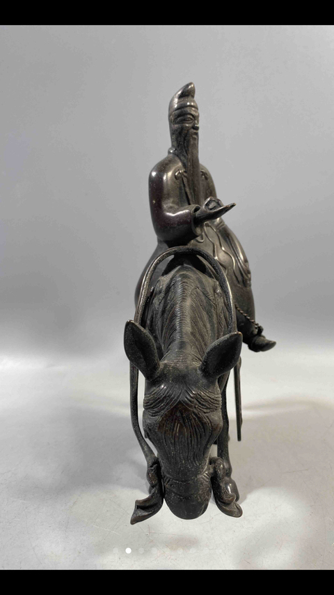 古玩銅器清代文官騎驢痛香薰?fàn)t拍賣,當(dāng)前價格6600元