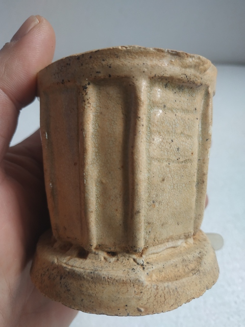 古玩陶瓷南宋福建窯口出筋花盆拍賣，當前價格1288元