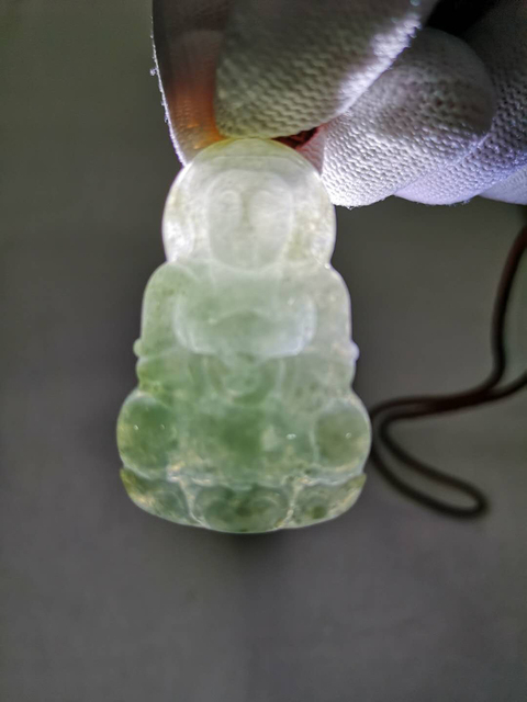 古玩玉器觀音拍賣，當(dāng)前價(jià)格580元