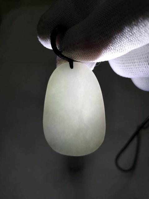 古玩玉器山水牌子拍賣,當前價格398元