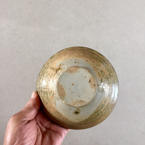 古玩陶瓷越窯系青瓷碗拍賣,當(dāng)前價(jià)格2888元