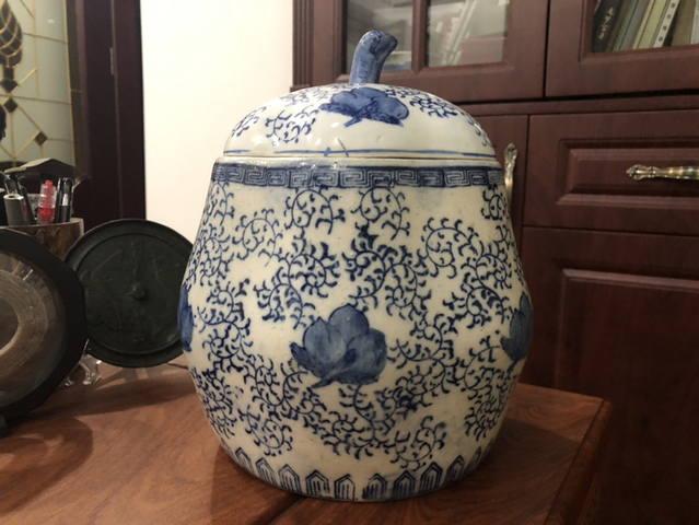 古玩陶瓷青花蓋罐拍賣，當前價格299元
