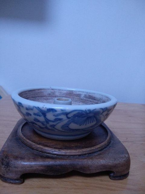 古玩陶瓷清代纏枝花卉紋青花研缽拍賣,當前價格666元