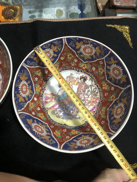 古玩陶瓷民國(guó)粉彩人物碗一對(duì)拍賣(mài)，當(dāng)前價(jià)格1800元