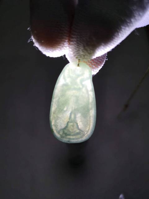 古玩玉器掛件拍賣,當前價格450元