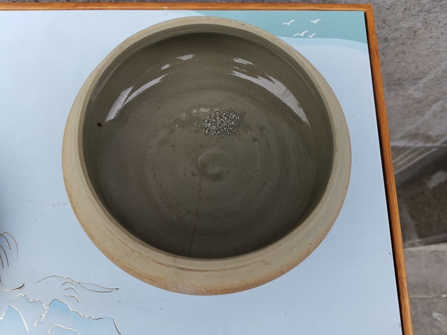 古玩陶瓷青釉蓋盒拍賣，當(dāng)前價格1000元