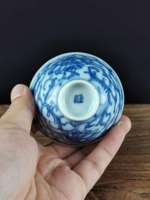 古玩陶瓷清早期 青花纏枝蓮紋杯拍賣,當前價格666元