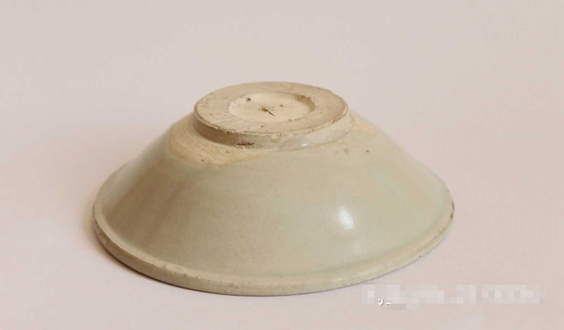 古玩陶瓷北宋早期邢窯玉壁底斗笠盞拍賣,當前價格999元
