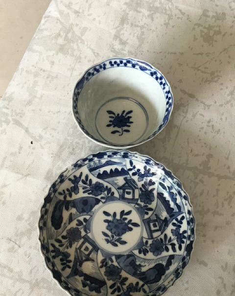 古玩陶瓷清代青花花卉紋杯碟拍賣,當(dāng)前價格1999元