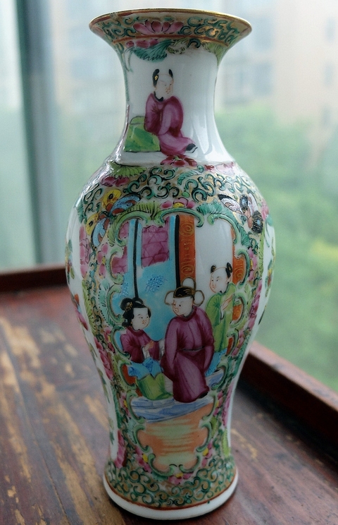 古玩陶瓷廣彩觀音瓶拍賣，當前價格3999元