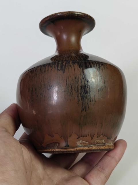 古玩陶瓷清紫金釉窯變瓶拍賣(mài),當(dāng)前價(jià)格68元