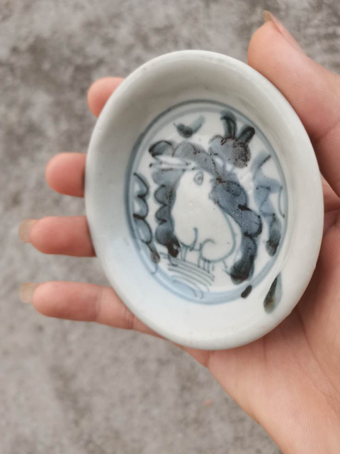古玩陶瓷明晚期兔紋盤拍賣,當前價格1380元
