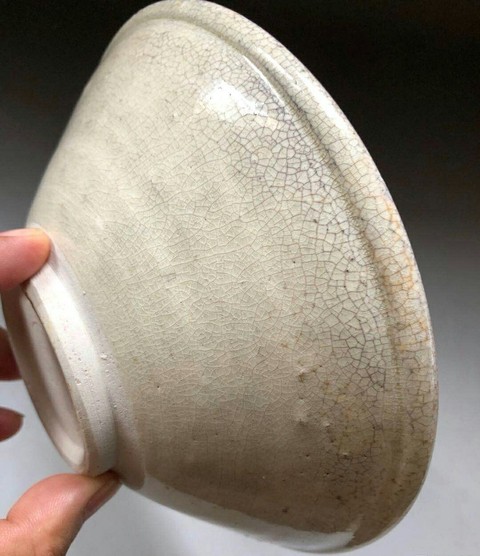 古玩陶瓷北宋白釉大碗拍賣，當(dāng)前價(jià)格999元