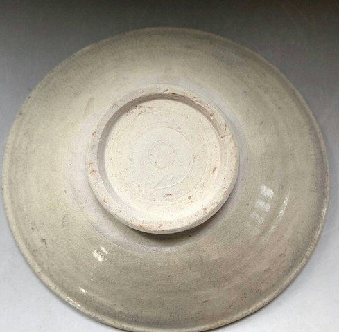 古玩陶瓷北宋白釉大碗拍賣，當(dāng)前價(jià)格999元