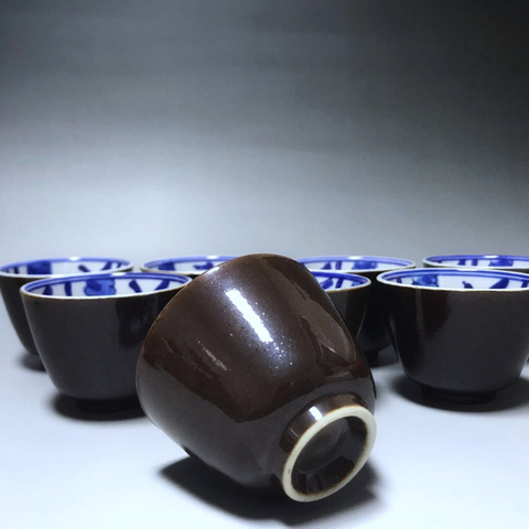 古玩陶瓷外紫金釉內青花魚藻紋杯拍賣,當前價格99元