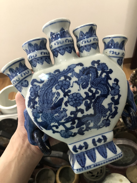 古玩陶瓷龍鳳紋青花五管瓶拍賣,當前價格299元