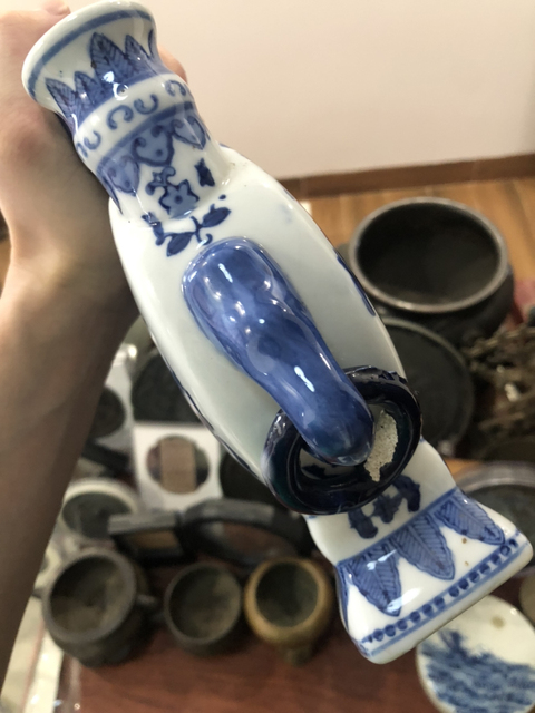 古玩陶瓷龍鳳紋青花五管瓶拍賣,當前價格299元