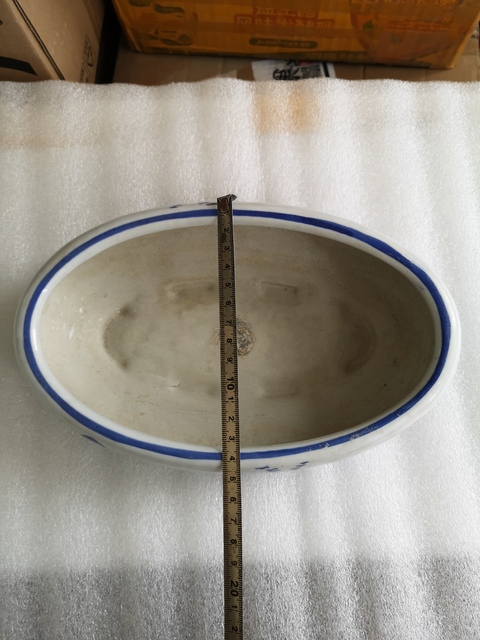 古玩陶瓷樓臺亭閣山水紋青花花盆拍賣,當前價格168元