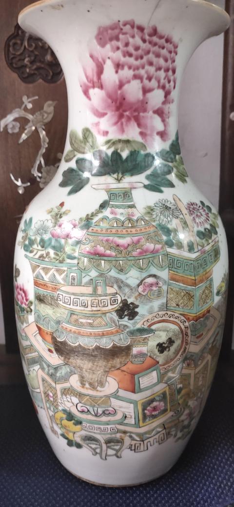 古玩陶瓷粉彩博古紋瓶拍賣,當前價格9999元