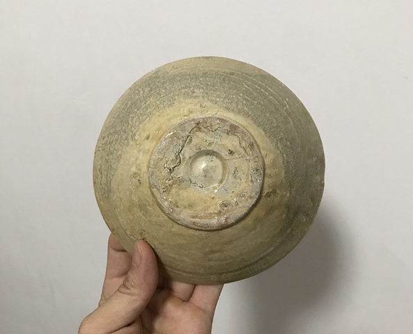 古玩陶瓷唐代越窯玉璧底青瓷盞拍賣,當(dāng)前價(jià)格800元