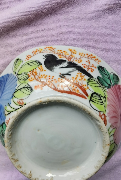 古玩陶瓷花鳥紋碗，龍鳳呈祥紋碗拍賣，當前價格999元
