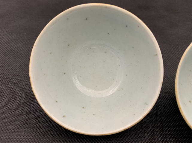 古玩陶瓷清中期 豆青釉杯一對(duì)拍賣(mài),當(dāng)前價(jià)格666元