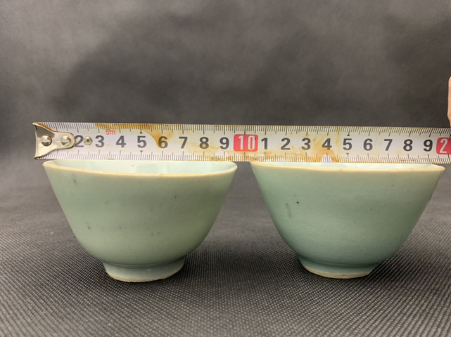 古玩陶瓷清中期 豆青釉杯一對(duì)拍賣(mài),當(dāng)前價(jià)格666元