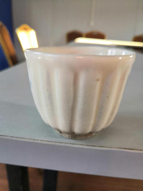 古玩陶瓷青花瓜棱紋杯拍賣，當(dāng)前價(jià)格300元