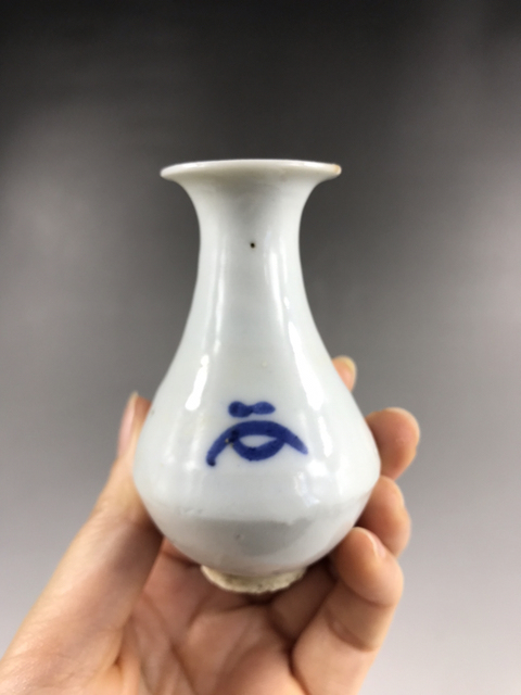 古玩陶瓷已保真-明末清初青花花蕾瓶拍賣，當前價格1440元