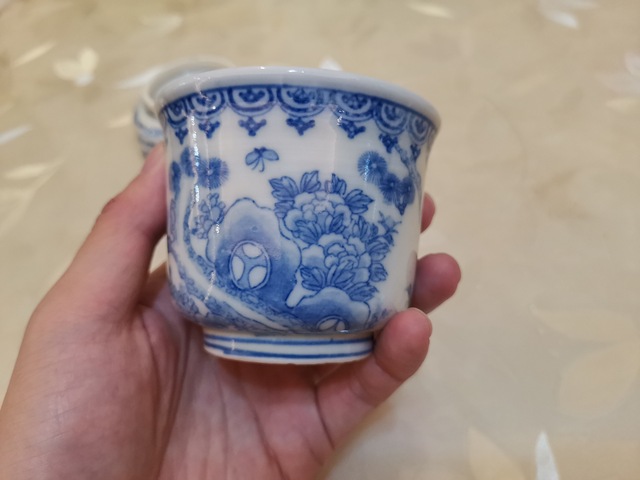 古玩陶瓷民國(guó)嬰戲人物紋杯一對(duì)拍賣，當(dāng)前價(jià)格999元