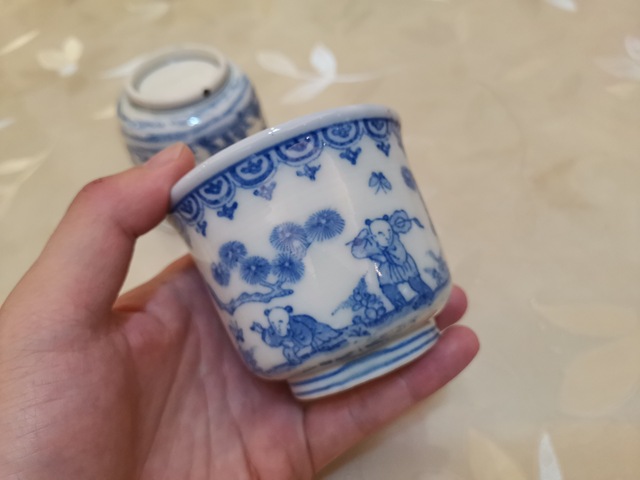 古玩陶瓷民國(guó)嬰戲人物紋杯一對(duì)拍賣，當(dāng)前價(jià)格999元
