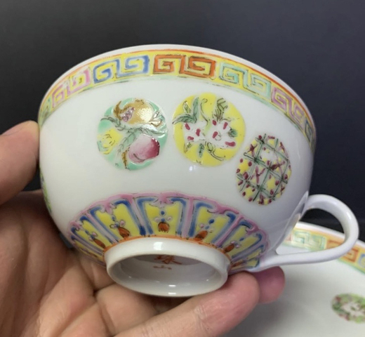 古玩陶瓷【細路】粉彩皮球花卉紋杯碟拍賣，當前價格1696元