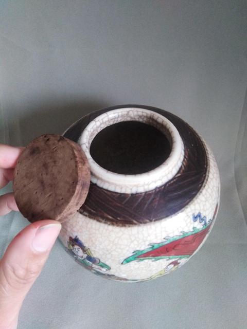 古玩陶瓷哥釉五彩刀馬人物戰(zhàn)將紋罐拍賣，當(dāng)前價(jià)格1999元