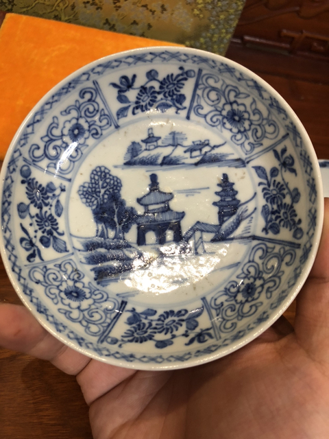 古玩陶瓷（精品）清中青花細路山水紋杯碟一套拍賣，當前價格1999元