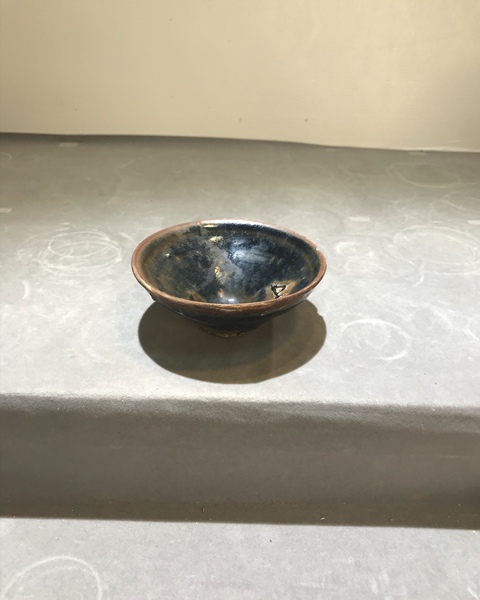 古玩陶瓷(宋代)建窯系黑釉窯變盞拍賣,當前價格1398元