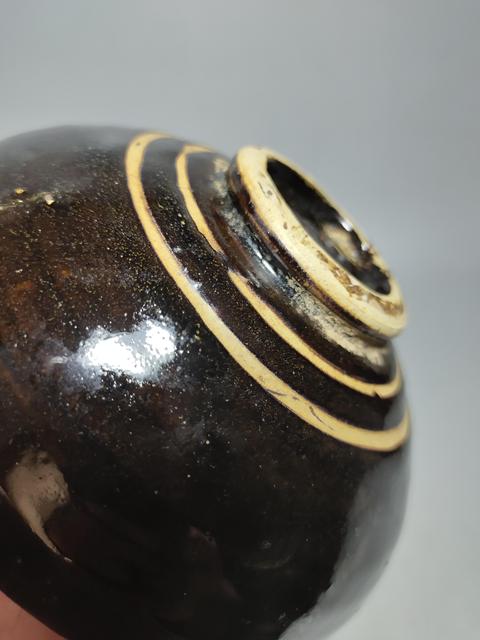 古玩陶瓷宋金耀州窯弦紋黑釉盞（茶器）拍賣(mài)，當(dāng)前價(jià)格9800元