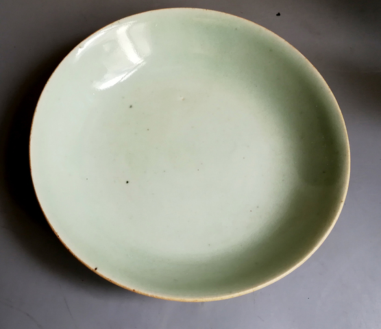 古玩陶瓷豆青釉盤拍賣,當(dāng)前價(jià)格666元