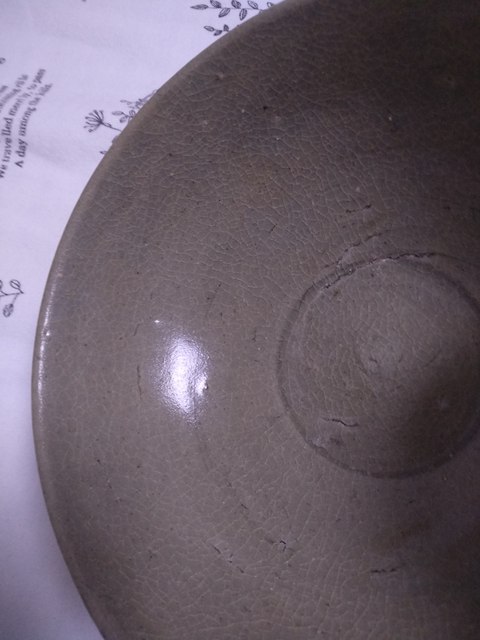 古玩陶瓷南宋龍泉刻花蓮瓣紋碗拍賣，當前價格2999元