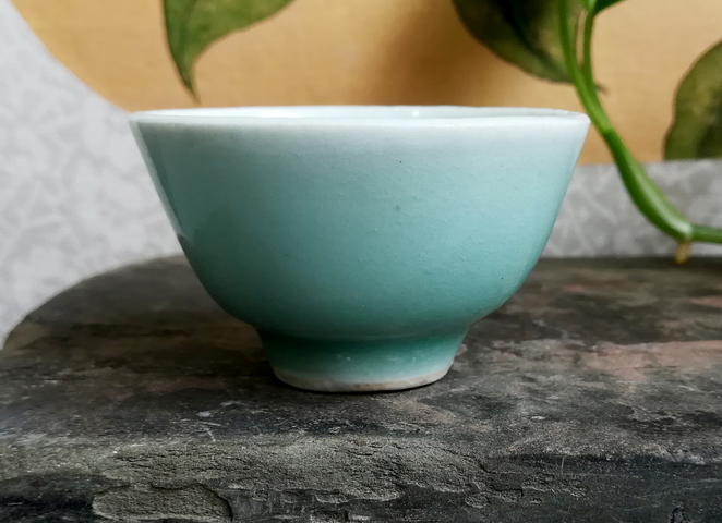 古玩陶瓷清中精美豆青釉杯拍賣，當(dāng)前價(jià)格666元