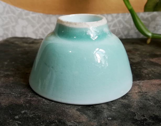 古玩陶瓷清中精美豆青釉杯拍賣，當(dāng)前價(jià)格666元