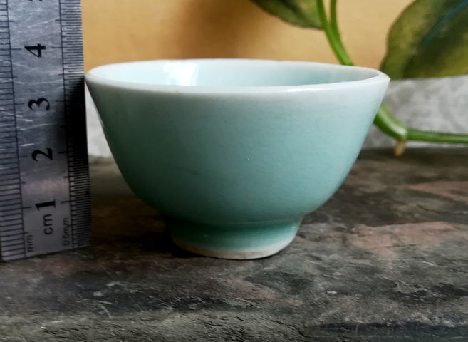 古玩陶瓷清中精美豆青釉杯拍賣，當(dāng)前價(jià)格666元