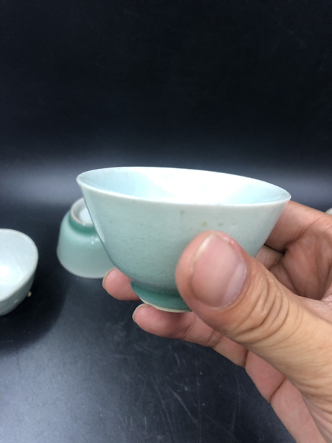 古玩陶瓷豆青釉杯拍賣，當(dāng)前價(jià)格2999元