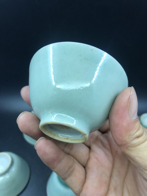 古玩陶瓷豆青釉杯拍賣，當(dāng)前價(jià)格2999元
