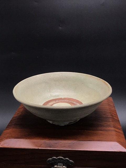 古玩陶瓷元代龍泉窯青瓷碗拍賣，當前價格999元