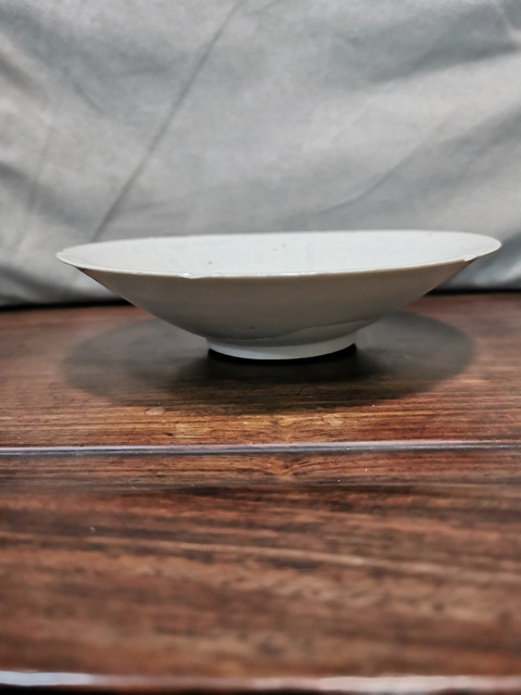 古玩陶瓷青白釉出筋花口碗拍賣，當前價格3000元